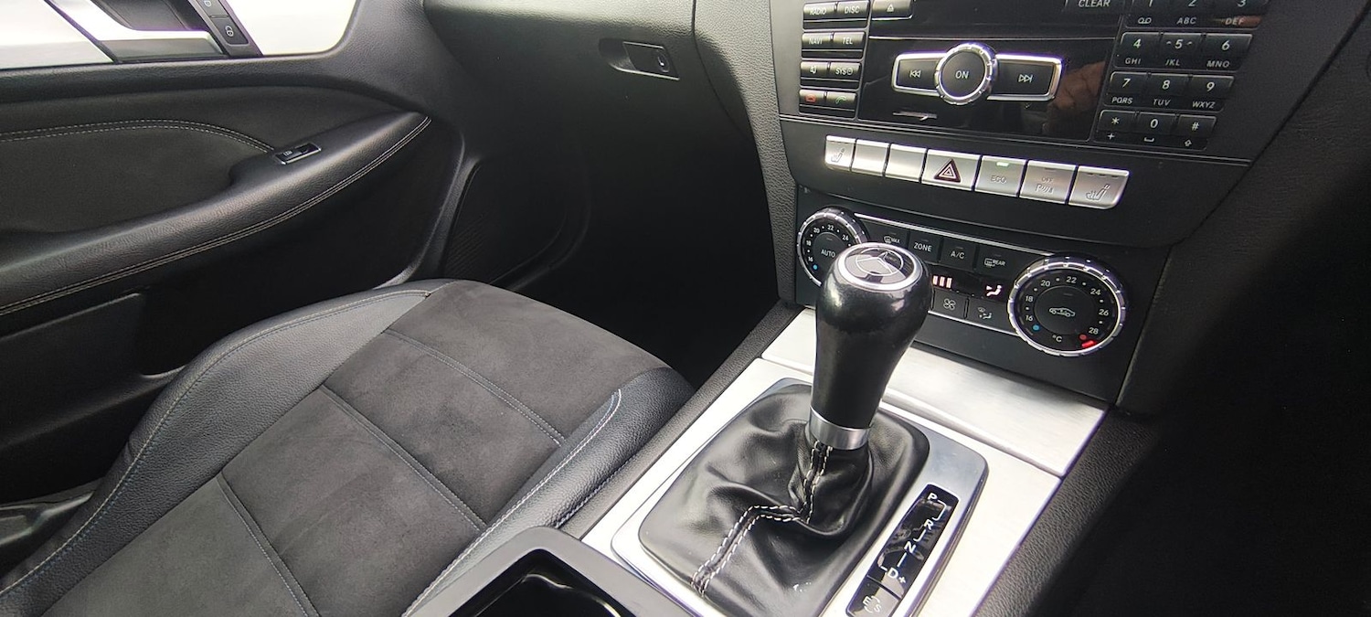 Used Mercedes-Benz C Class 2015 for sale - 76434576: Photo 15