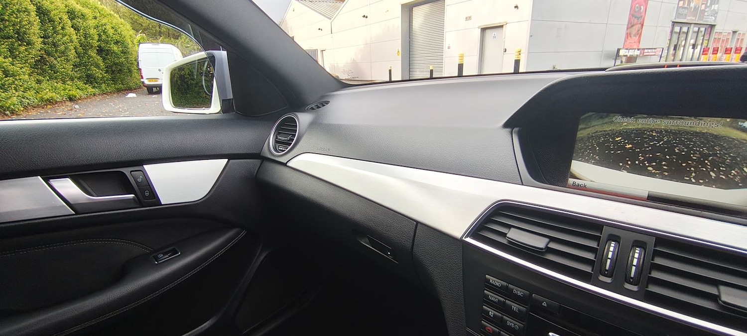 Used Mercedes-Benz C Class 2015 for sale - 76434576: Photo 16