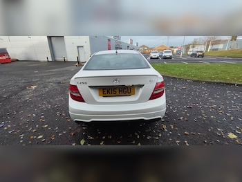 Used Mercedes-Benz C Class 2015 for sale - 76434576: Photo