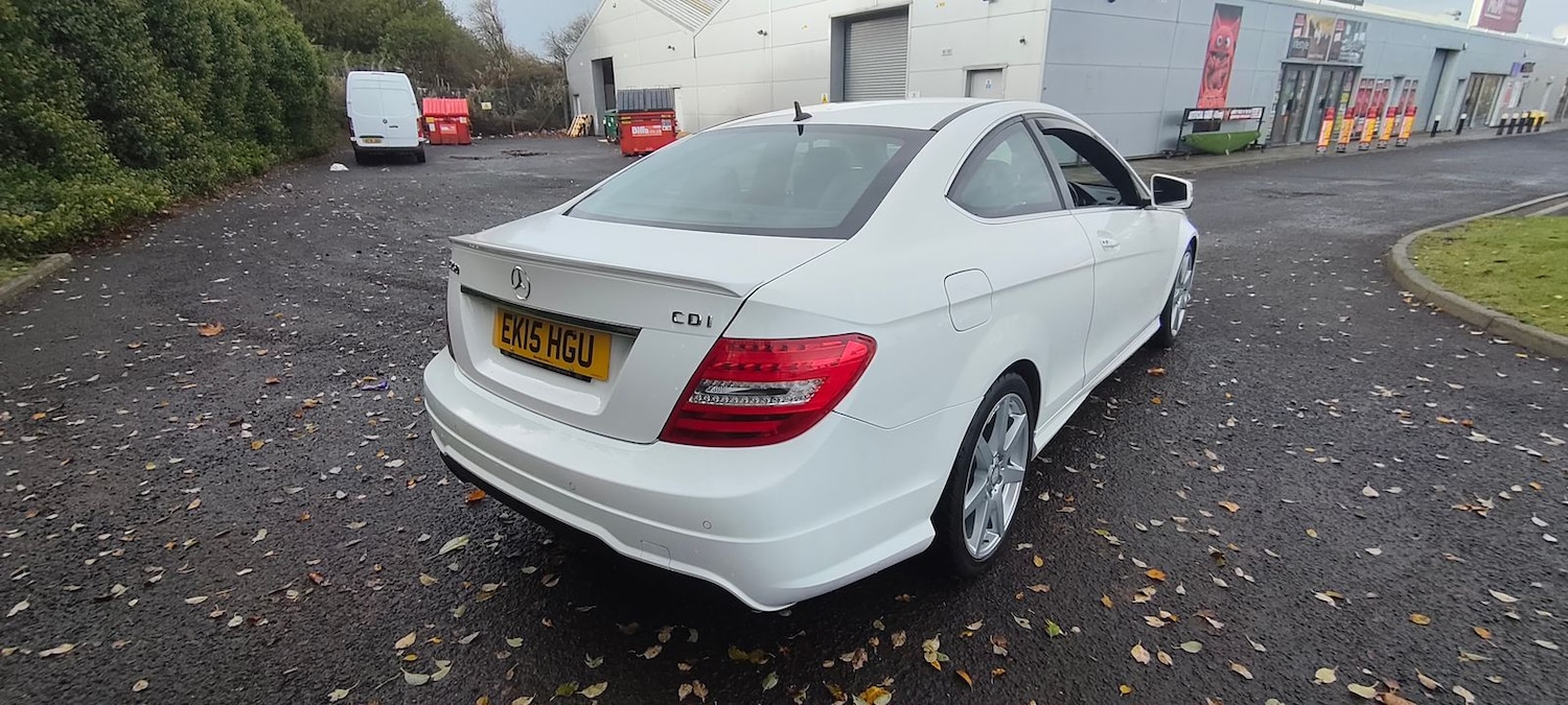 Used Mercedes-Benz C Class 2015 for sale - 76434576: Photo 5