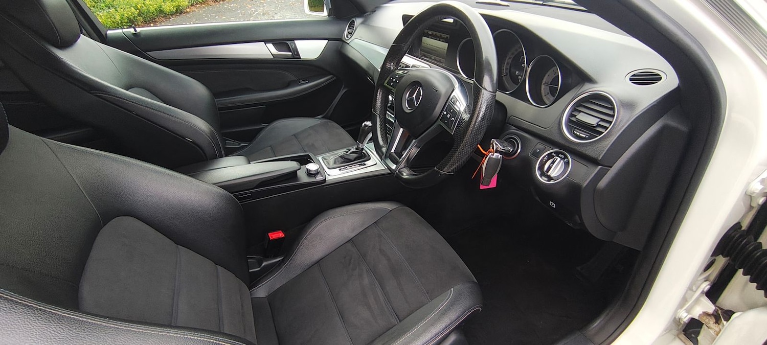 Used Mercedes-Benz C Class 2015 for sale - 76434576: Photo 9