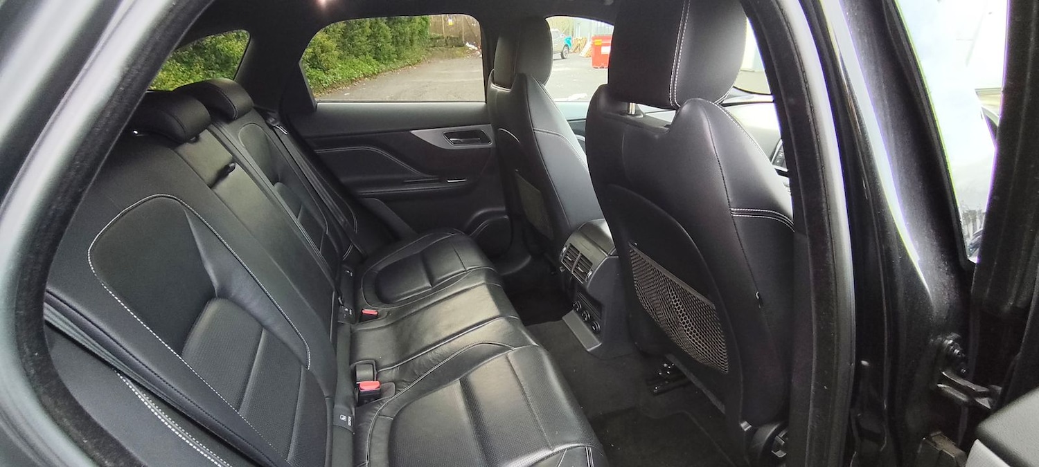 Used Jaguar F-Pace 2016 for sale - 76954569: Photo 12