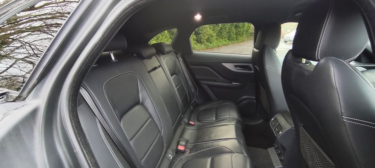 Used Jaguar F-Pace 2016 for sale - 76954569: Photo 13