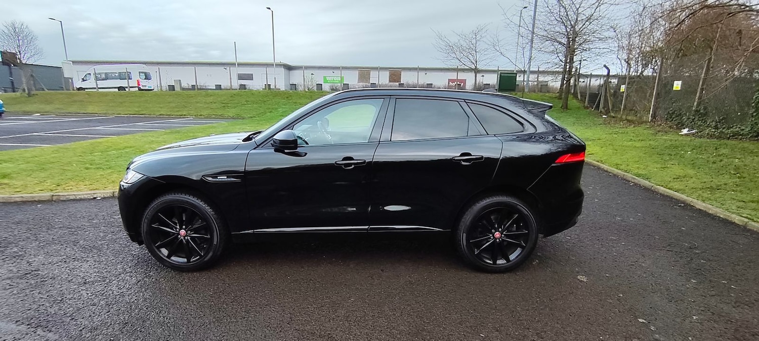 Used Jaguar F-Pace 2016 for sale - 76954569: Photo 2