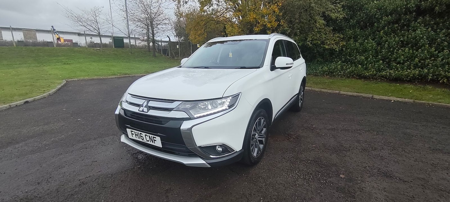 Used Mitsubishi Outlander 2016 for sale - 76420265: Photo 1