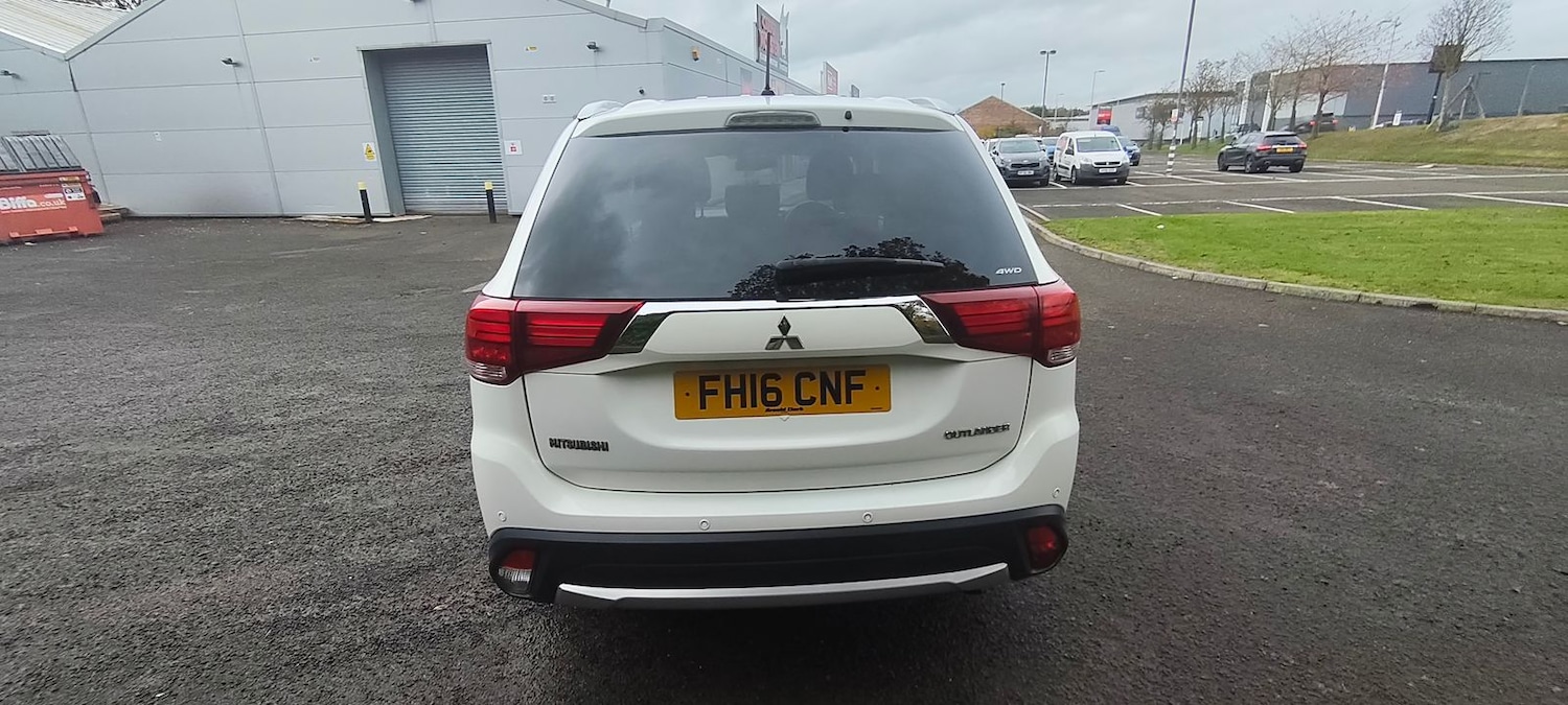 Used Mitsubishi Outlander 2016 for sale - 76420265: Photo 4