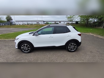 Used Kia Stonic 2018 for sale - 78756545: Photo