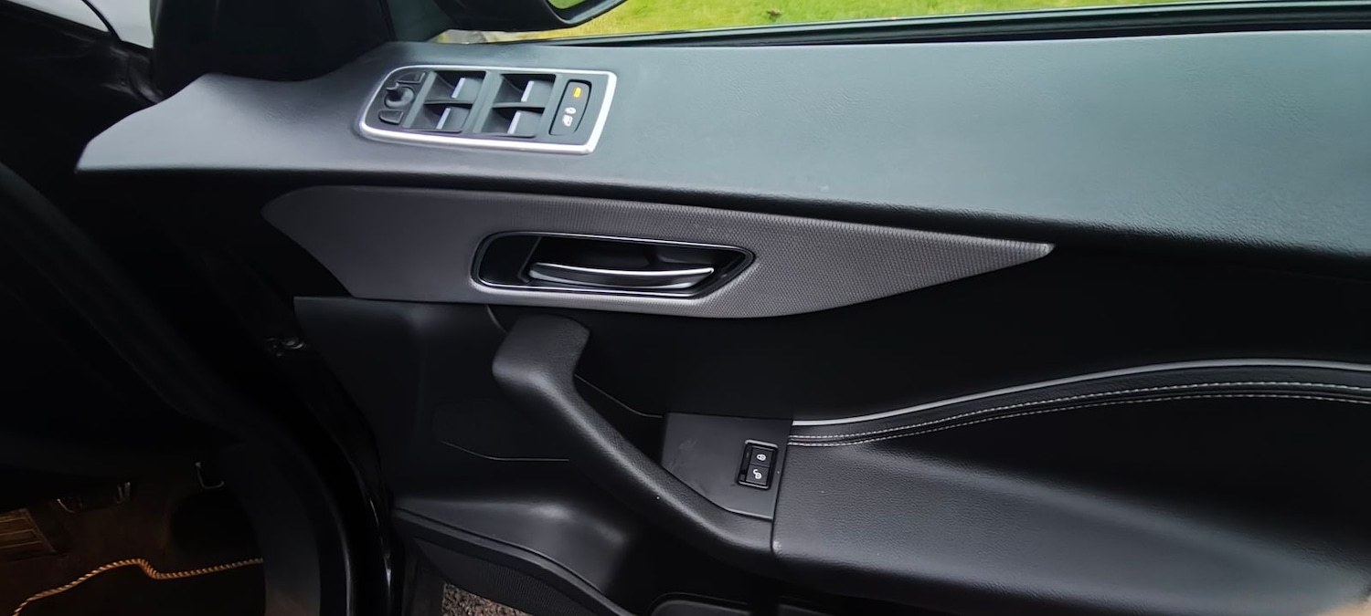 Used Jaguar F-Pace 2018 for sale - 77293527: Photo 10