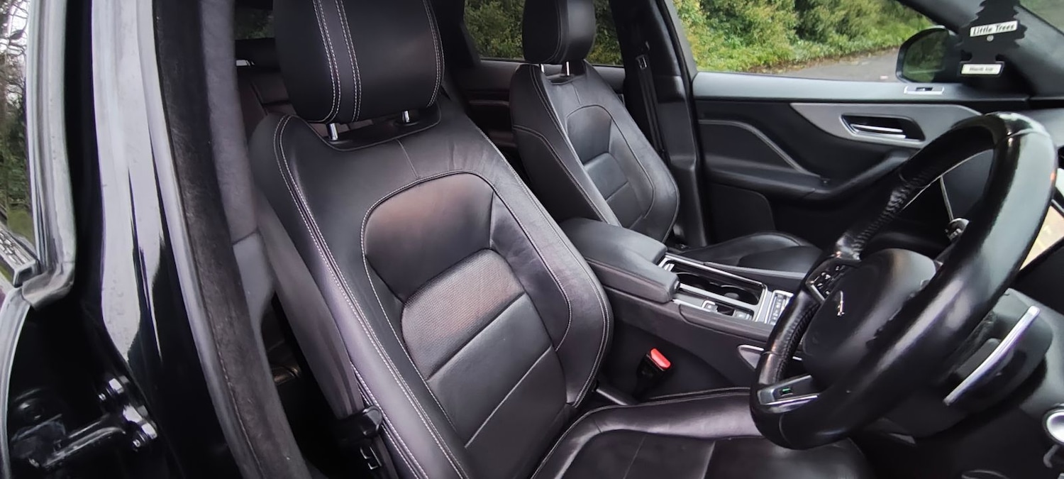 Used Jaguar F-Pace 2018 for sale - 77293527: Photo 11