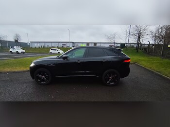 Used Jaguar F-Pace 2018 for sale - 77293527: Photo