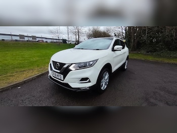 Used Nissan Qashqai 2018 for sale - 77685848: Photo