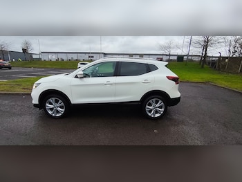 Used Nissan Qashqai 2018 for sale - 77685848: Photo