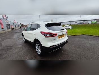 Used Nissan Qashqai 2018 for sale - 77685848: Photo