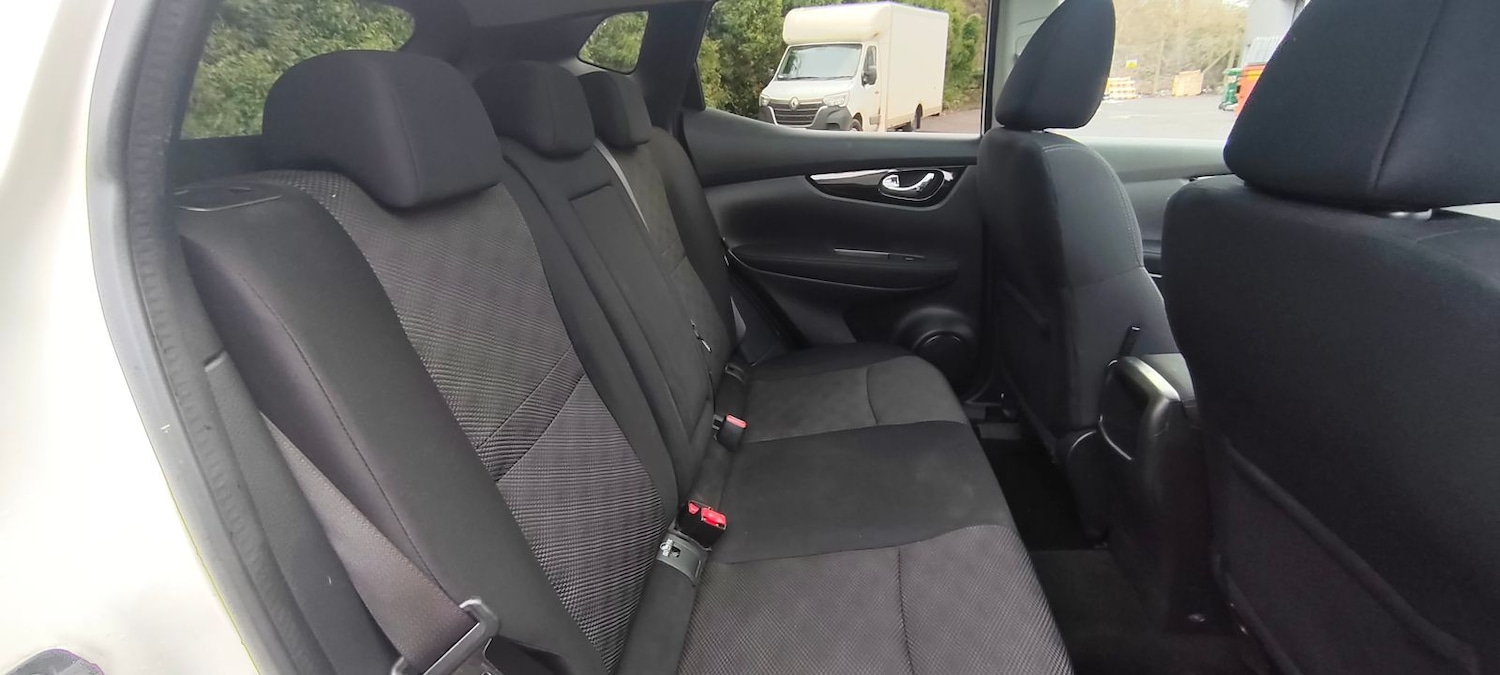 Used Nissan Qashqai 2016 for sale - 77576551: Photo 14