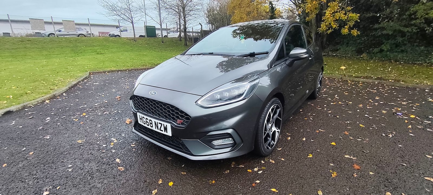 Used Ford Fiesta 2018 for sale - 76434577: Photo 1
