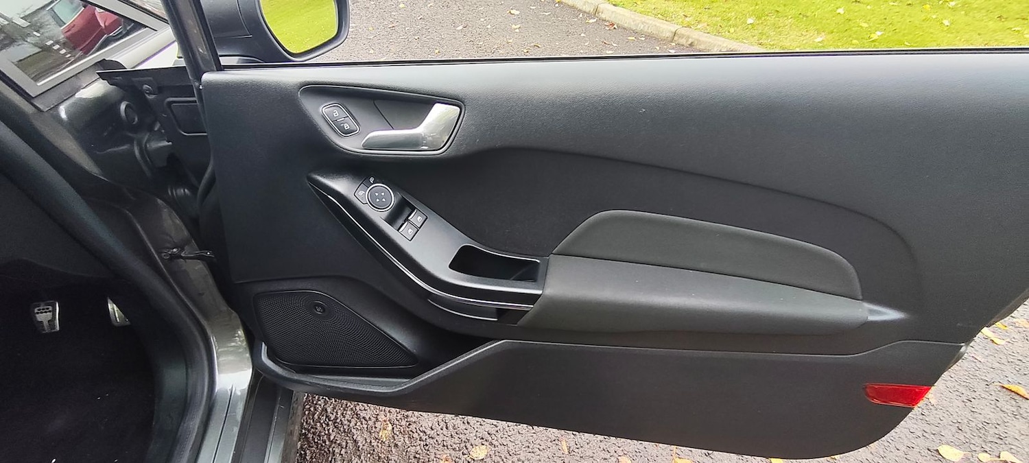 Used Ford Fiesta 2018 for sale - 76434577: Photo 10