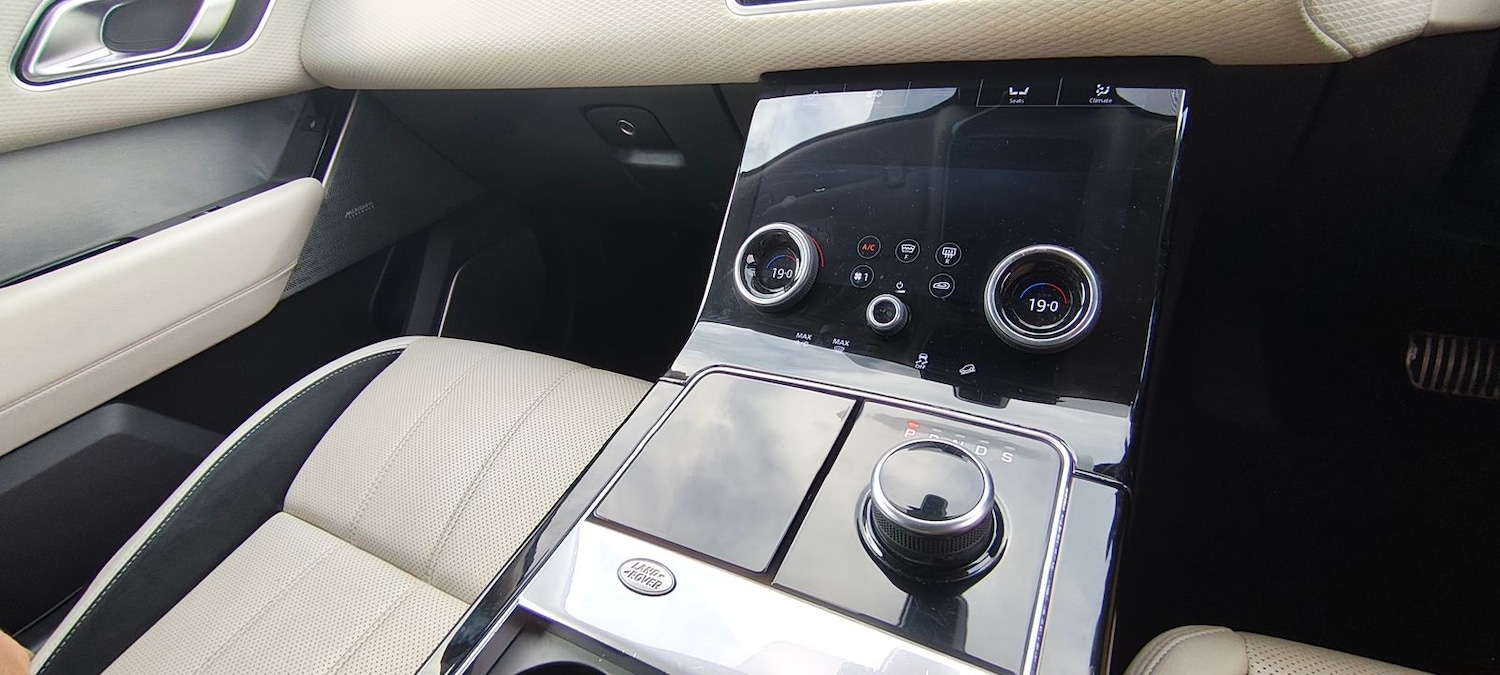 Used Land Rover Range Rover Velar 2019 for sale - 76736817: Photo 17