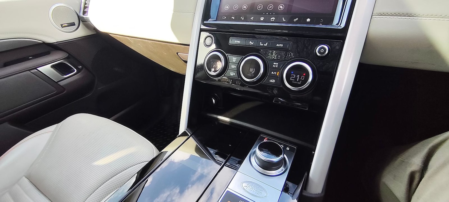 Used Land Rover Discovery 2019 for sale - 78149982: Photo 19