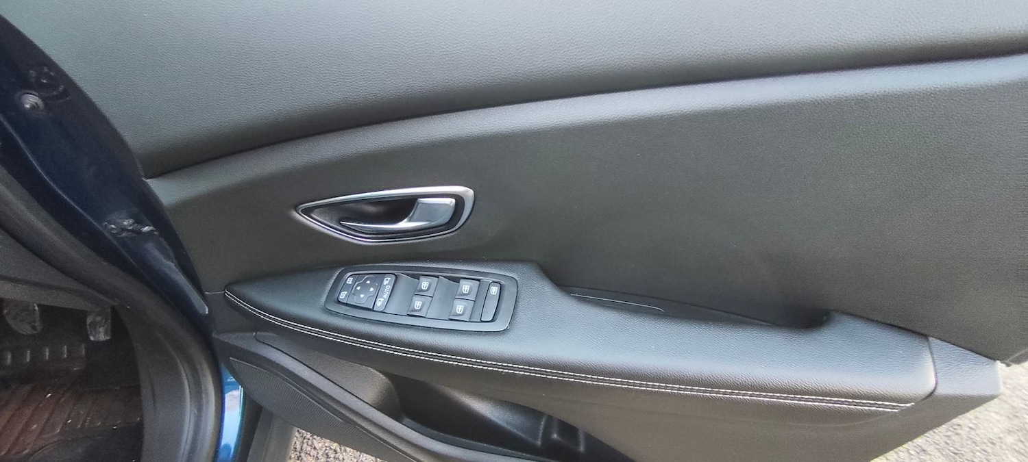 Used Renault Scenic 2017 for sale - 76593560: Photo 10