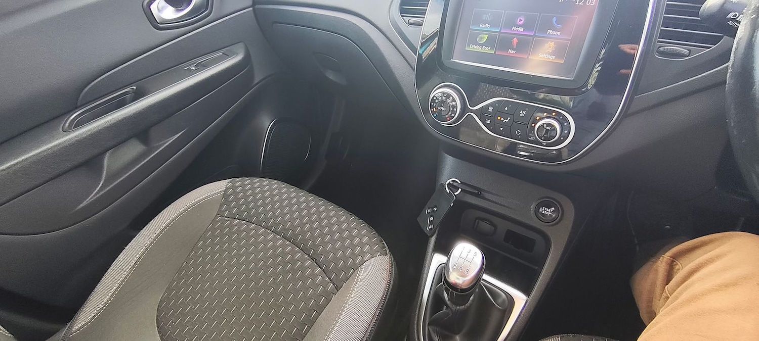 Used Renault Captur 2017 for sale - 76074472: Photo 18