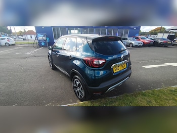 Used Renault Captur 2017 for sale - 76074472: Photo 3