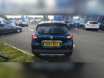 Used Renault Captur 2017 for sale - 76074472: Photo 4