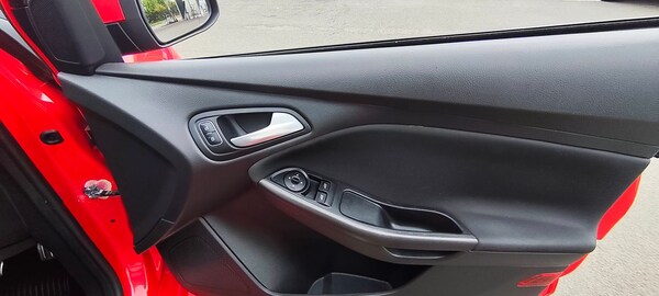 Used Ford Focus 2018 for sale - 75379021: Photo 10