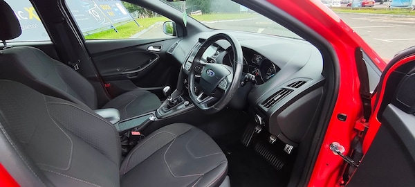 Used Ford Focus 2018 for sale - 75379021: Photo 9