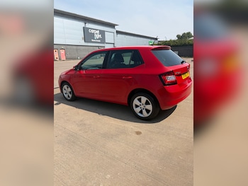 Used Skoda Fabia 2015 for sale - 79182823: Photo