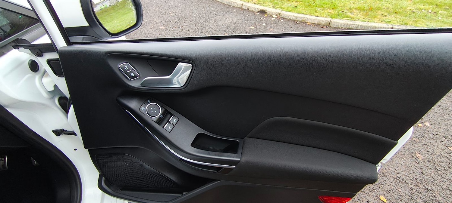 Used Ford Fiesta 2018 for sale - 76543138: Photo 10