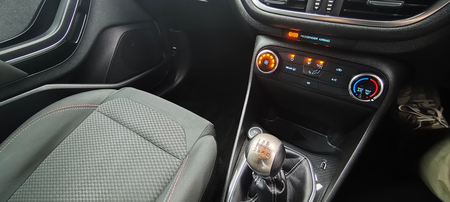 Used Ford Fiesta 2018 for sale - 76543138: Photo 16