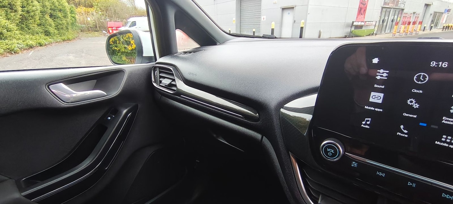 Used Ford Fiesta 2018 for sale - 76543138: Photo 17