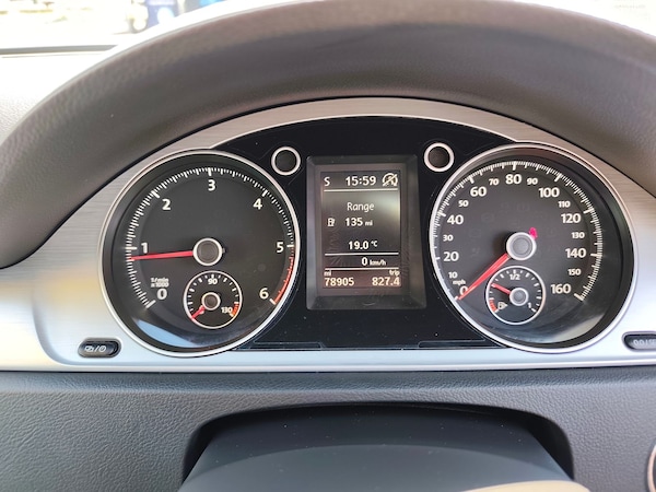 Used Volkswagen Passat 2012 for sale - 74839432: Photo 11