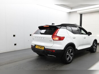 Used Volvo XC40 2020 for sale - 76966931: Photo
