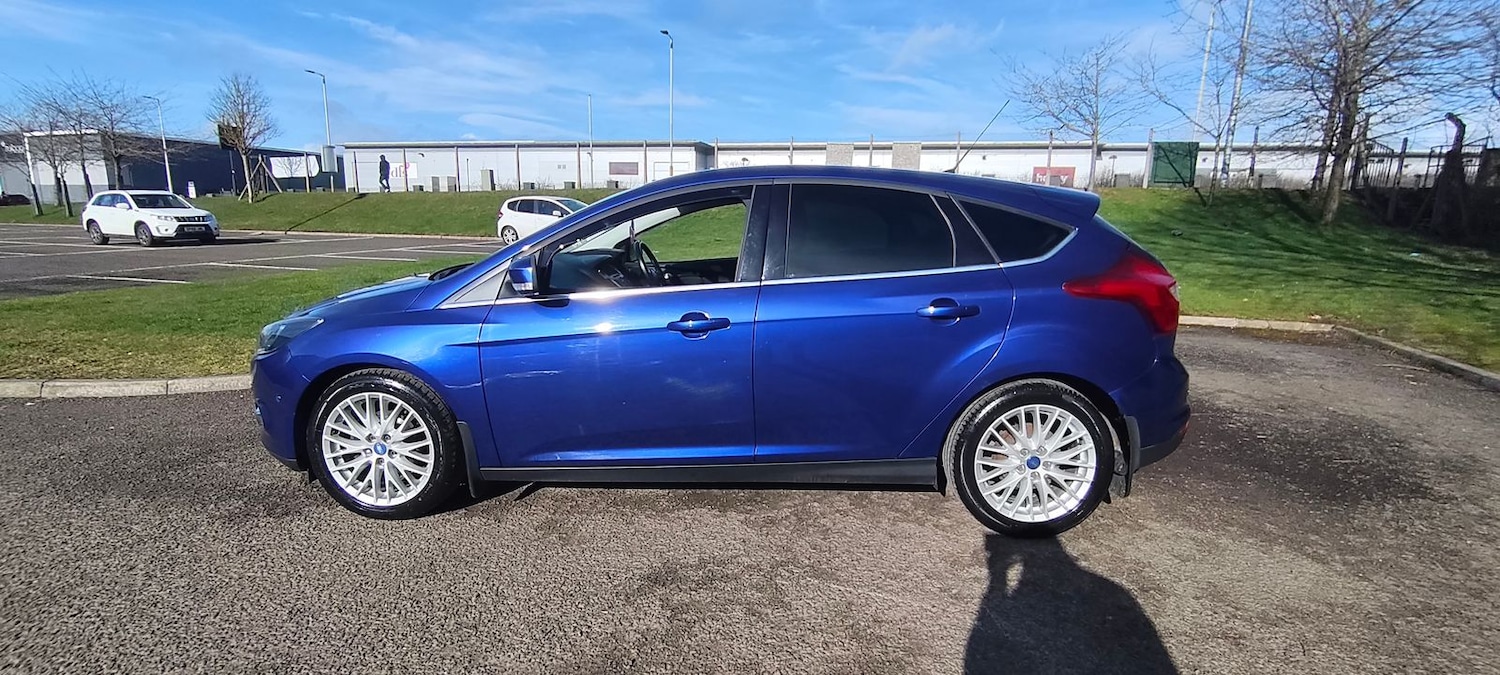 Used Ford Focus 2014 for sale - 77894051: Photo 2
