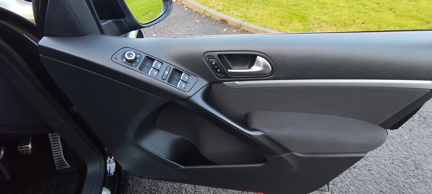 Used Volkswagen Tiguan 2014 for sale - 76788412: Photo 10