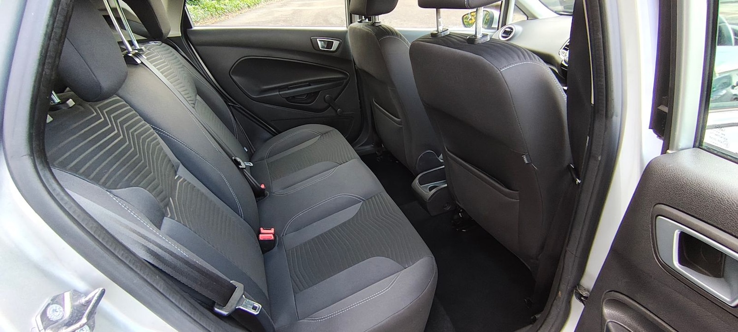 Used Ford Fiesta 2017 for sale - 76672648: Photo 12