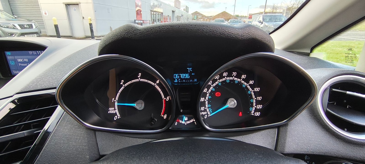 Used Ford Fiesta 2017 for sale - 76672648: Photo 15