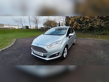 Used Ford Fiesta 2017 for sale - 76672648: Photo