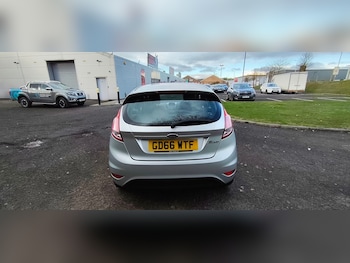 Used Ford Fiesta 2017 for sale - 76672648: Photo