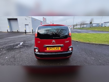 Used Citroen C3 Picasso 2017 for sale - 77401426: Photo