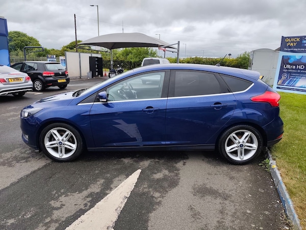 Used Ford Focus 2018 for sale - 74910442: Photo 2
