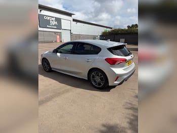 Used Ford Focus 2019 for sale - 79692694: Photo