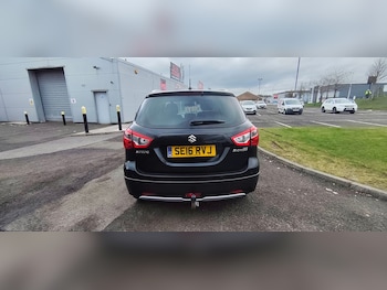 Used Suzuki SX4 S-Cross 2016 for sale - 77911367: Photo