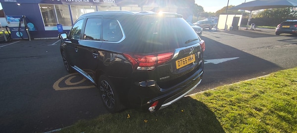 Used Mitsubishi Outlander 2016 for sale - 76248623: Photo 3