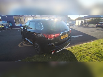 Used Mitsubishi Outlander 2016 for sale - 76248623: Photo