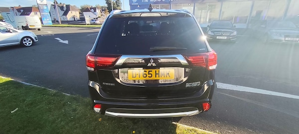 Used Mitsubishi Outlander 2016 for sale - 76248623: Photo 4