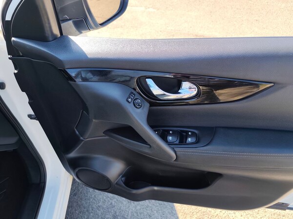 Used Nissan Qashqai 2018 for sale - 74536017: Photo 10