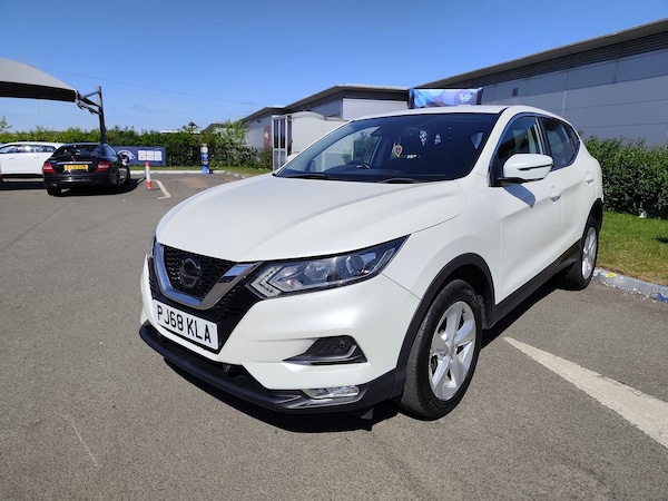 Used Nissan Qashqai 2018 for sale - 74536017: Photo 1