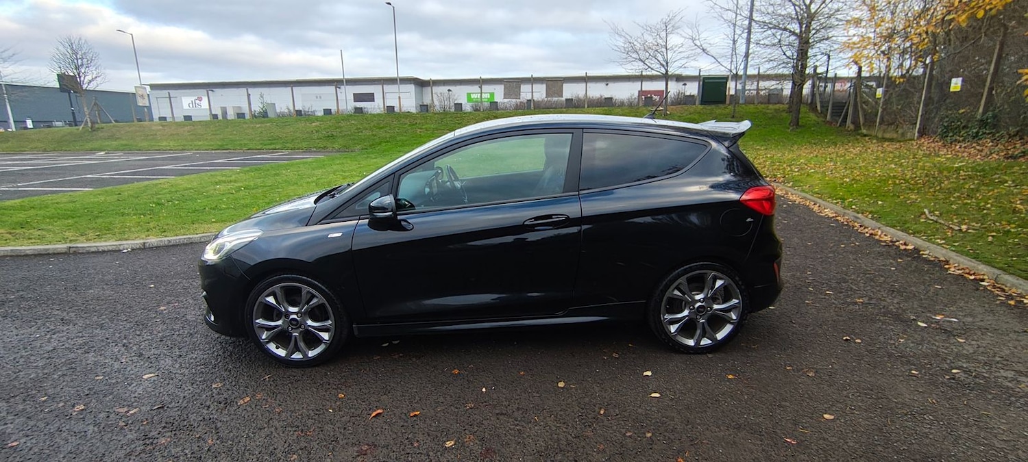 Used Ford Fiesta 2018 for sale - 76574934: Photo 2